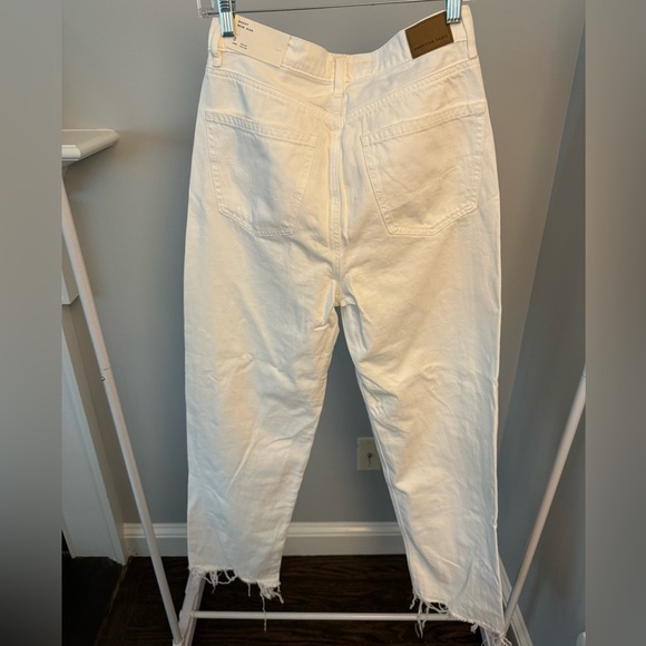 American Eagle Outfitters High Rise White Jeans - Picture 2 of 2